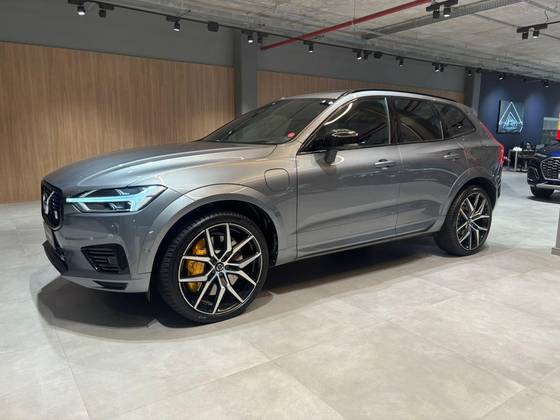 VOLVO XC60 2.0 T8 HYBRID POLESTAR ENGINEERED AWD GEARTRONIC